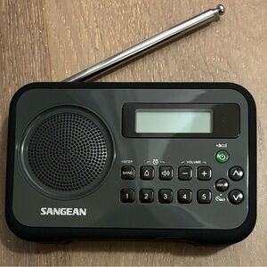 Sangean PR-D18BK AM/FM/Portable Digital Radio